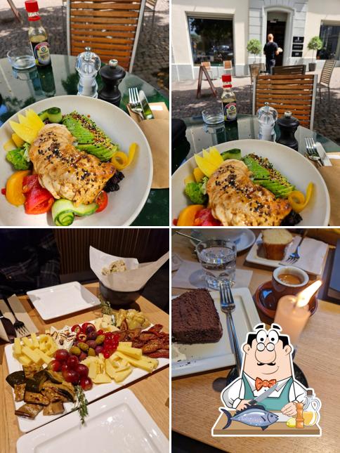 Eleven Coffee House and Bar