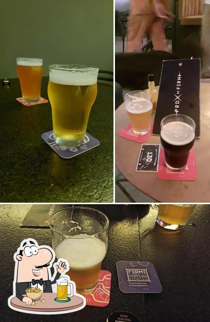 Você pode tomar um copo de cerveja leve ou escura