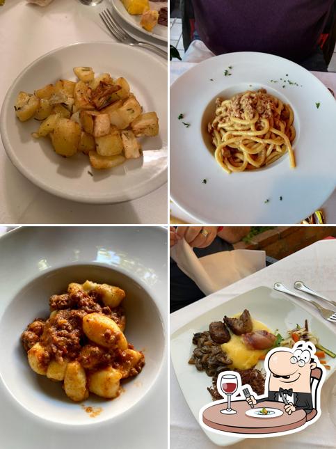 Platti al Trattoria dalla Mora "Ciavarina"