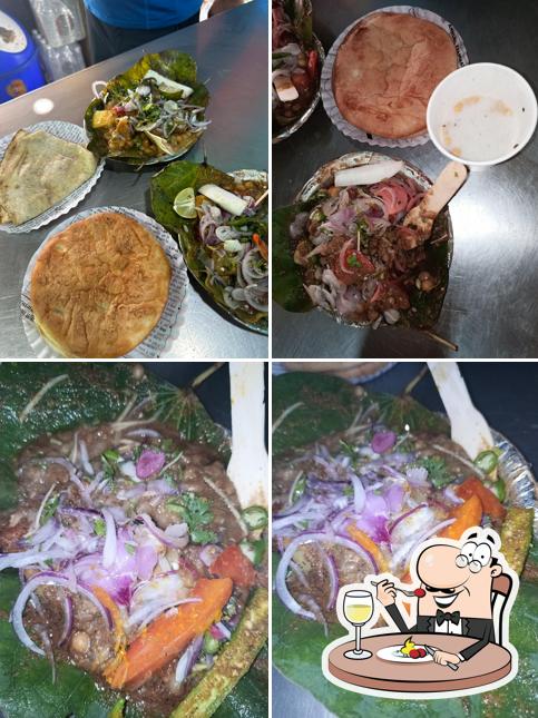 Meals at रामचरण चाट भंडार