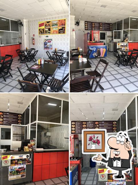 O interior do Pastelaria Aoki