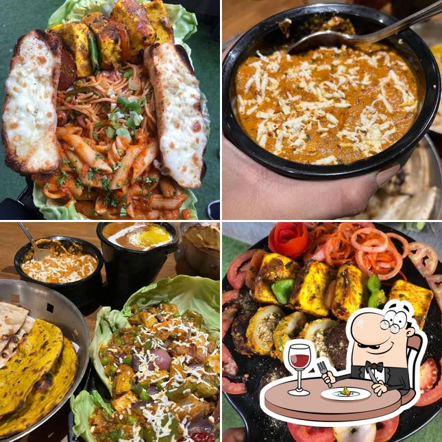 Food at THE ROBOT RESTAURANT JAIPUR - THE YELLOW HOUSE Best Chinese and Indian Restaurant In Jaipur