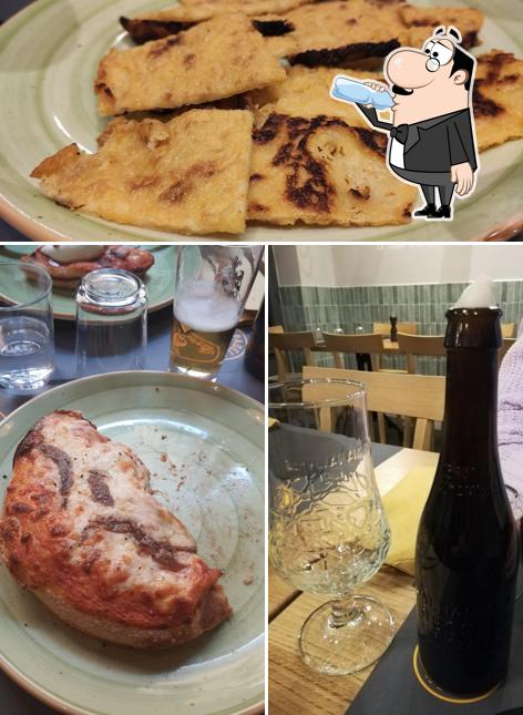 Tra le varie cose da PADELLINO & Farinata si possono trovare la bevanda e cibo