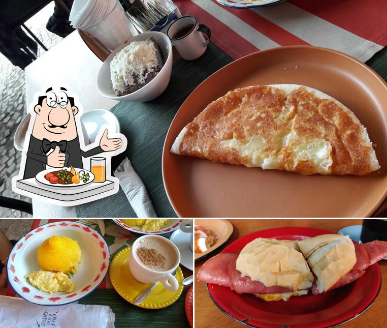 Comida em Café e um Chêro