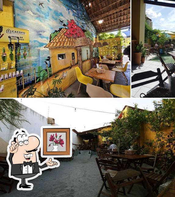 O interior do CAFOFO - Café com Plantas