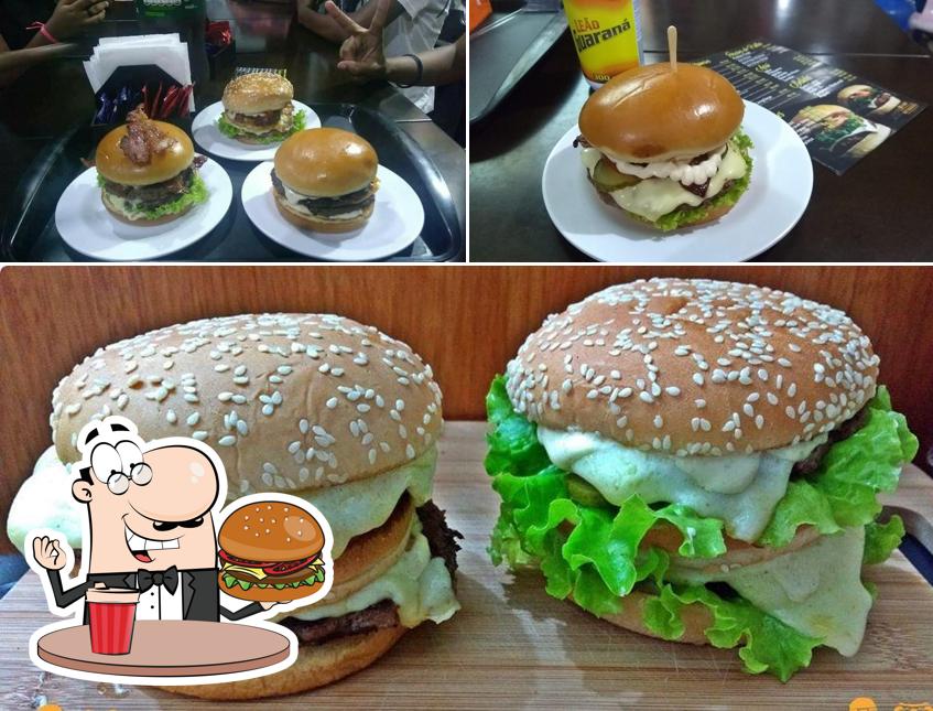 Delicie-se com um hambúrguer no Art Burguer
