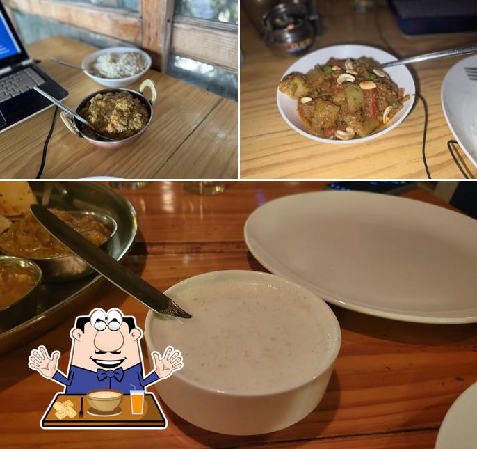 Clam chowder at The Sixth sense (retreat into heaven) the wonderful rooftop restaurant @inn seventh heaven