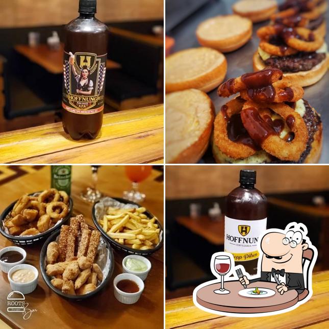 Platos en Roots Burger