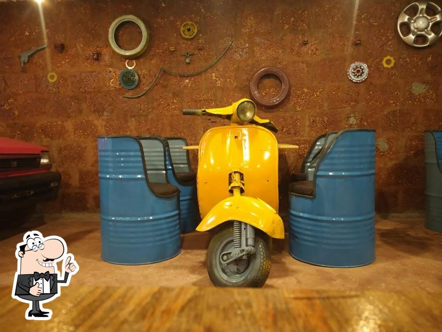 NH66 FOOD GARAGE picture