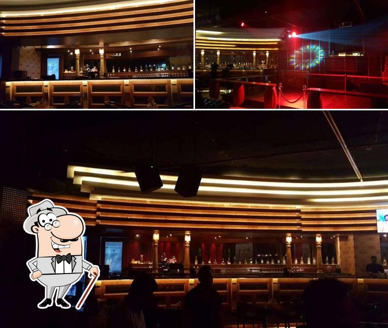 Check out how Cuba Libre looks outside