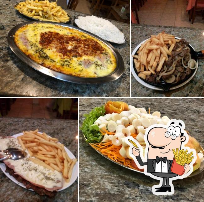 At Cia do Espeto Itaúna you can get French fries