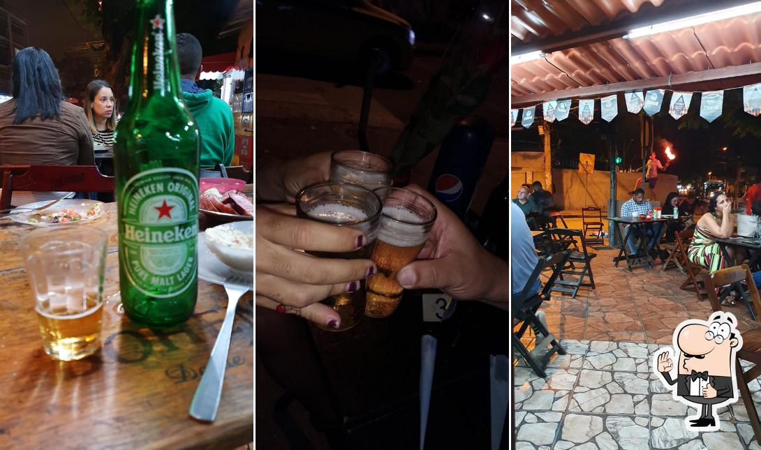 Look at this picture of Point do Frango