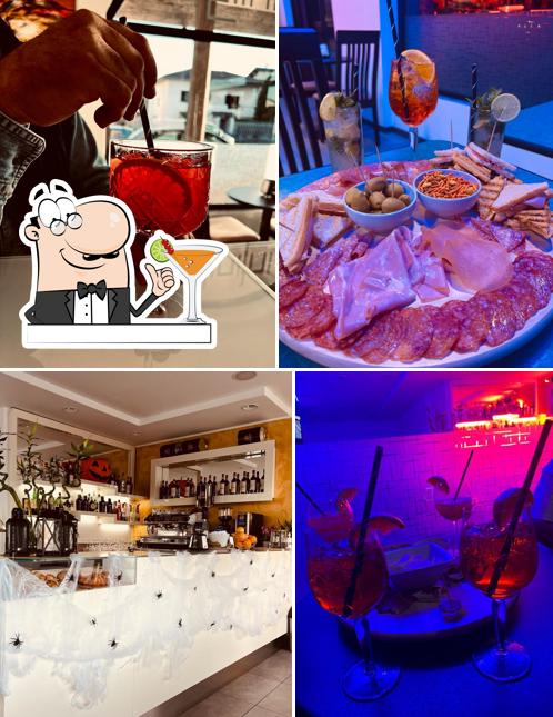 La foto di bevanda e cibo da Bar Infinity