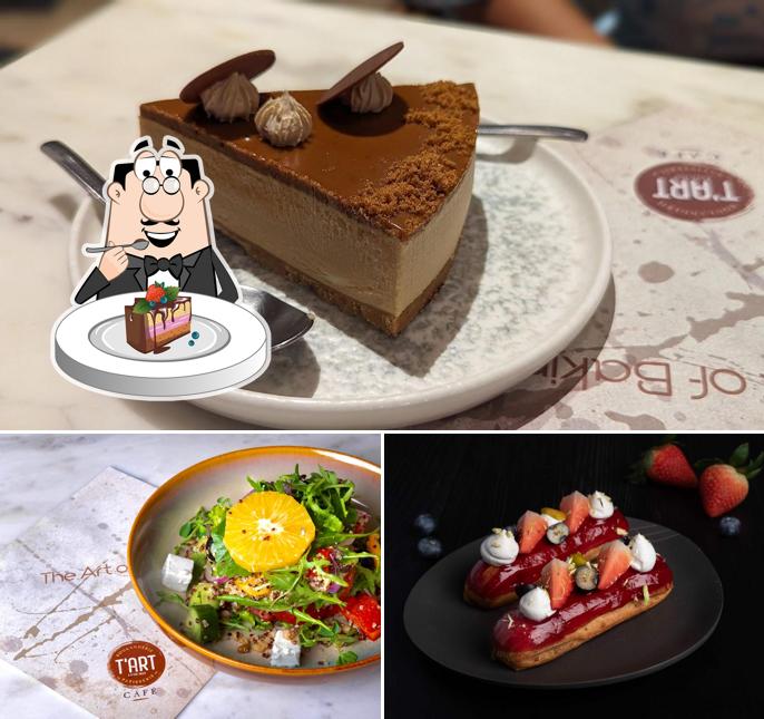 Chocolate cake at T'ART Cafe