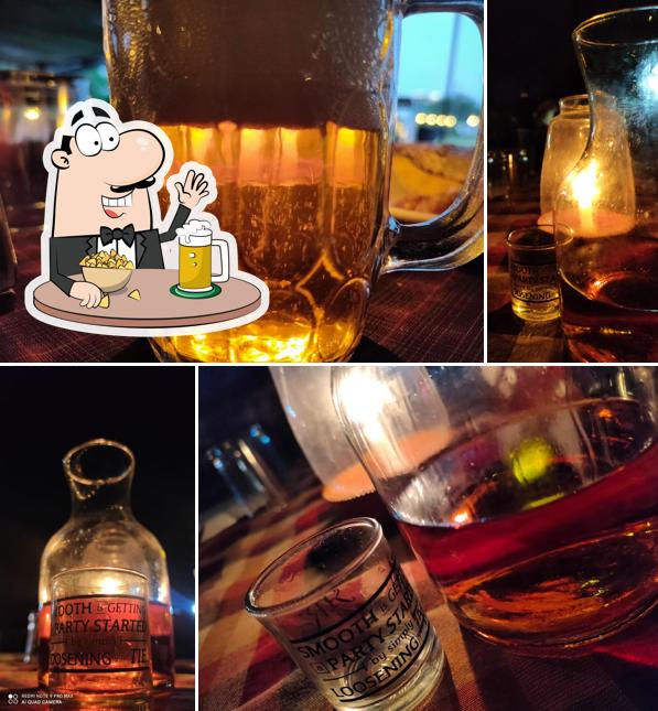 CaroBar - Multicuisine Restaurant Bar Cafe