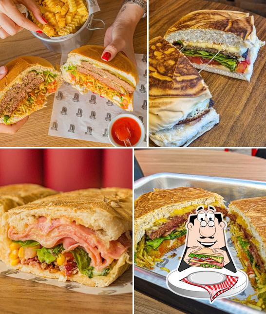 Clube sanduíches em Destak Lanches - Araras