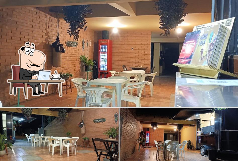 O interior do Nato Burguer: Hambúrguer Artesanal em Pontal do Paraná, Pontal do Sul Lanches de qualidade em Pontal do Paraná Delivery