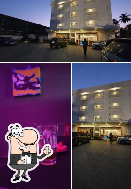 Java Bar - Executive Lounge A/C