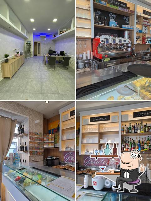 Gli interni di Chic / Caffetteria, Pasticceria, Cucina Espressa, Pizza