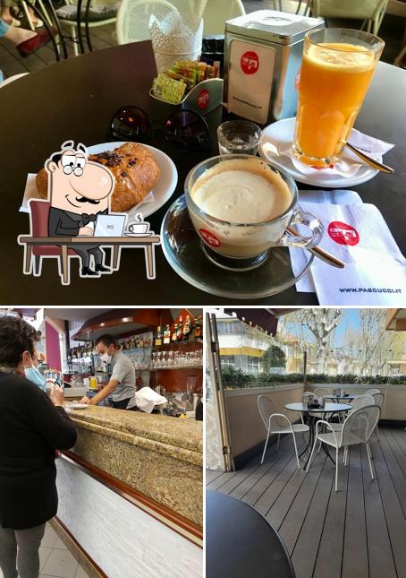 Siediti a un tavolo di LeCafè Rimini