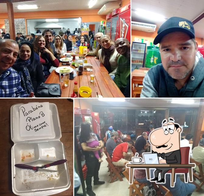 Veja imagens do interior do PLANO B LANCHES E PETISCOS