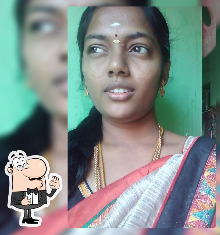 DHIVYA UNAVAGAM photo