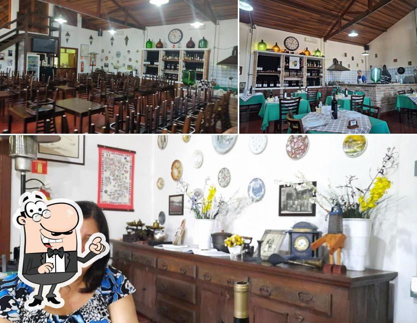 O interior do Restaurante E Vinícola Santa Bruna