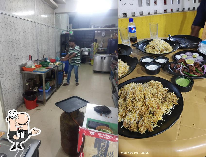 Here's a pic of Zayan