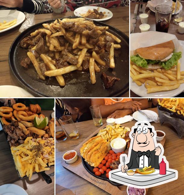 Peça batatas fritas no Mundo Animal Lanchonete Temática - Novo Hamburgo