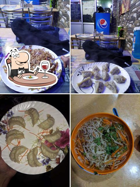 Food at McLLeo Momos