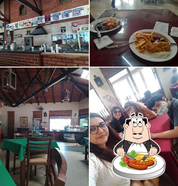O Restaurante Terras Altas se destaca pelo comida e interior