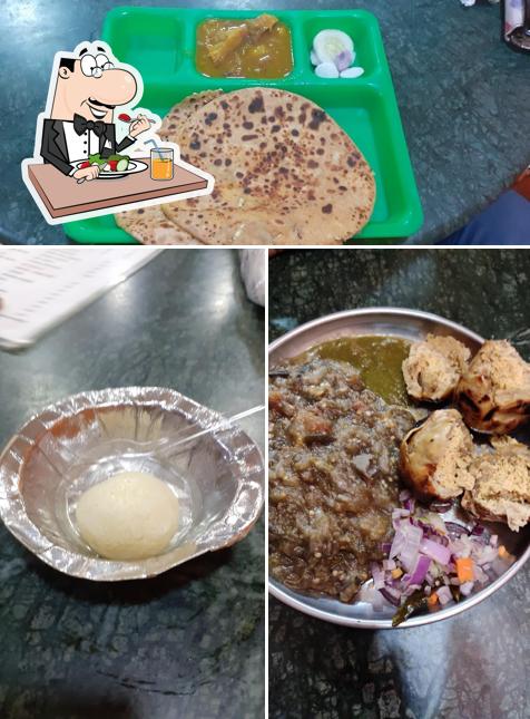Food at Bihar UP ka litti chokha