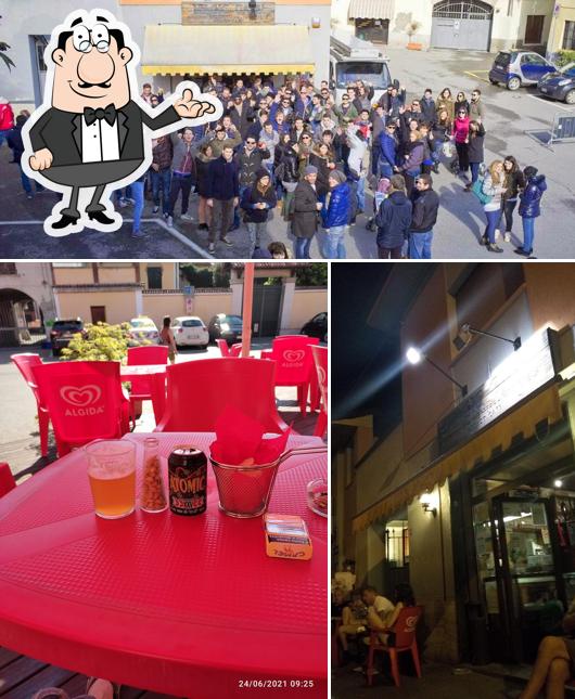 L'intérieur de Magic Bar