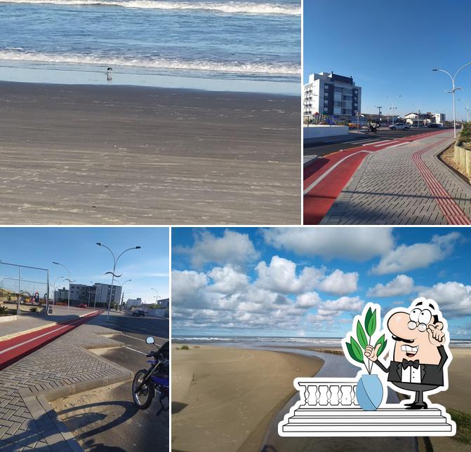 Molly Malone Summer Pub