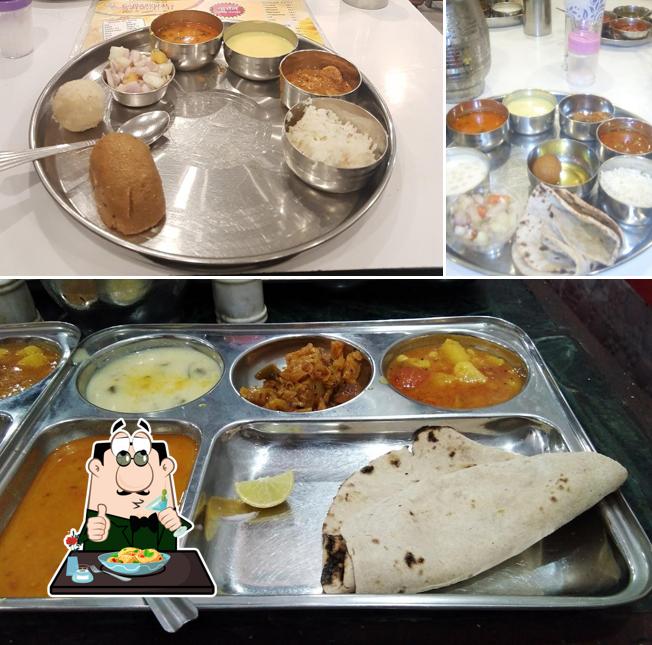 Among various things one can find food and beer at Damruwala Restaurant mahakal