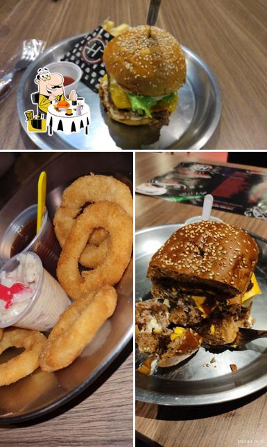 Platos en The H Burger