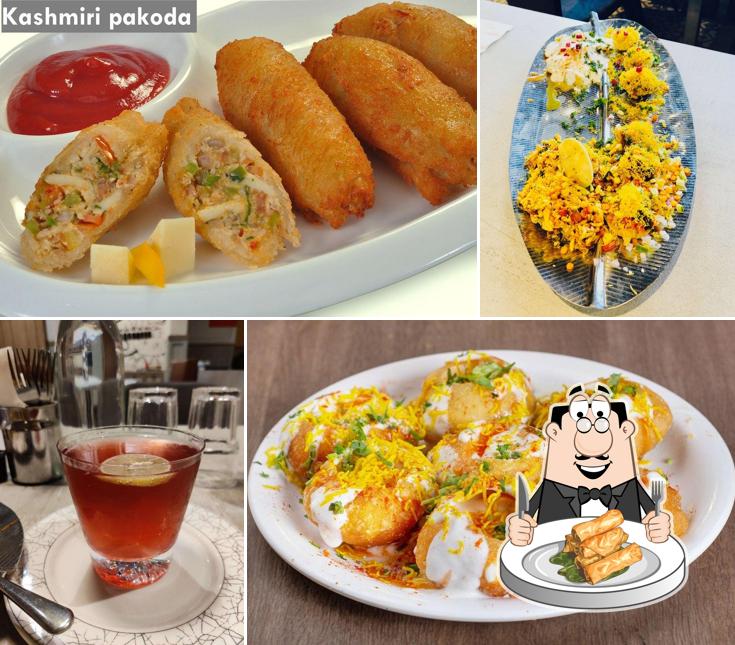 Spring rolls at Kailash Parbat