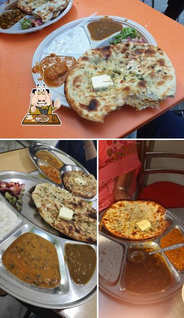 Order pizza at Amritsari kulcha sardar ji