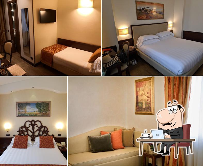 Siediti a un tavolo di Hotel Athena