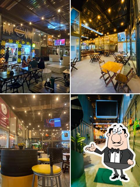 O interior do Container Mall