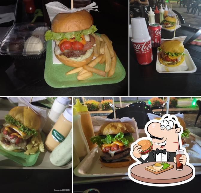 Experimente um hambúrguer no La Casa Hamburgueria