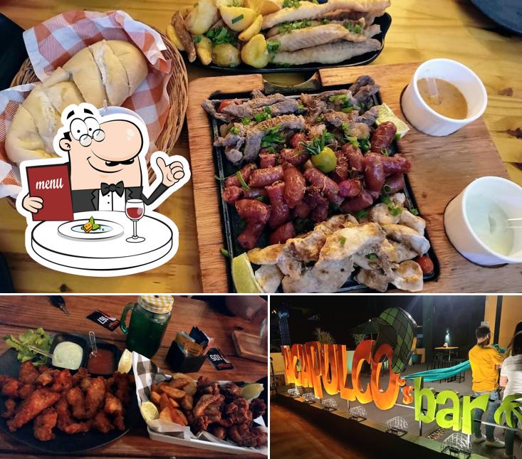 A foto da comida e área de lazer no Acapulco Show Bar