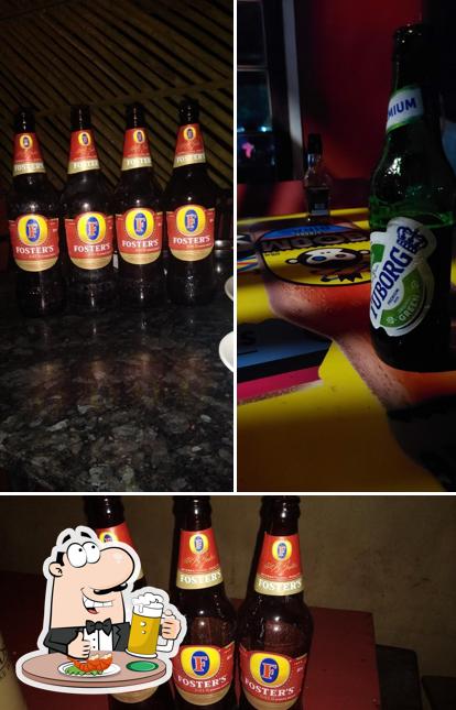 Order a pint of light or dark beer