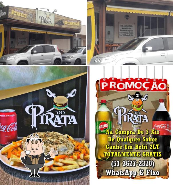 Desfrute de um drinque no Xis do Pirata