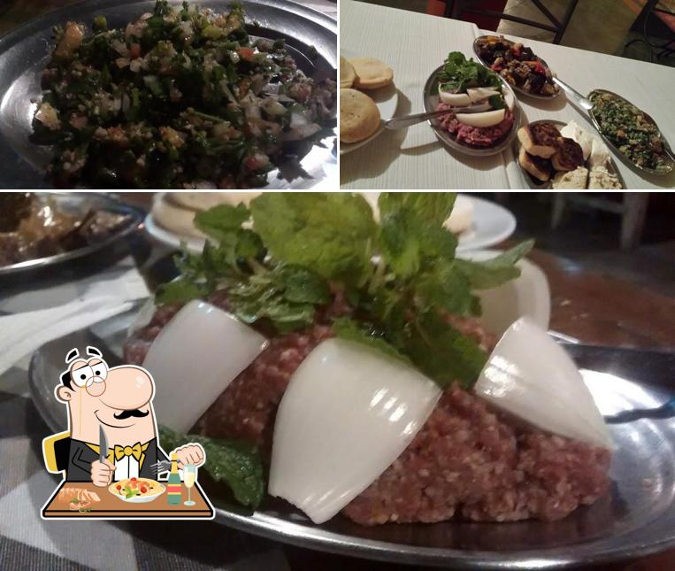 Platos en Kituts Grill Bar e Restaurante