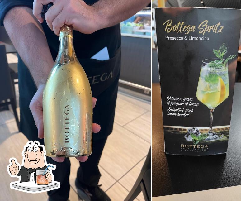 Prova un drink dal menu