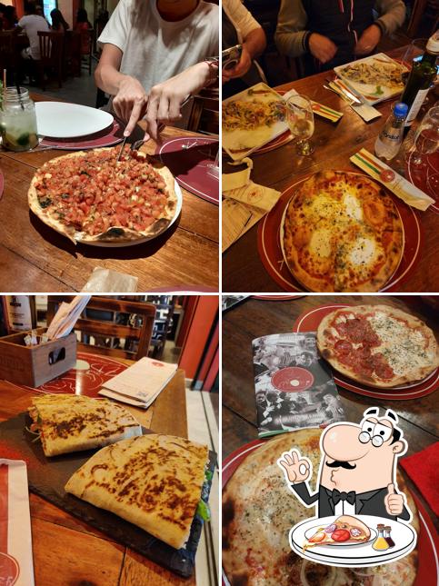 No Azdora Piadineria Itajaí, você pode conseguir pizza