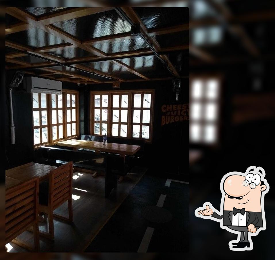 Cheesy Juicy Burgers