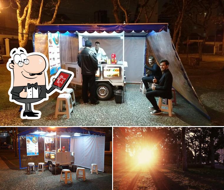 A ilustração da exterior e interior no Bill Dog Alto da XV