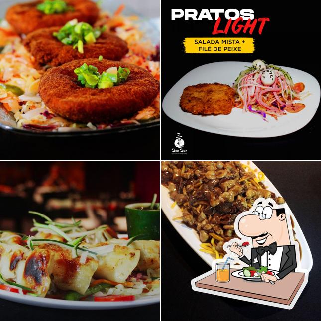 Comida em Restaurante San Sun Tambauzinho